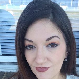 Meet your Posher, Leanne